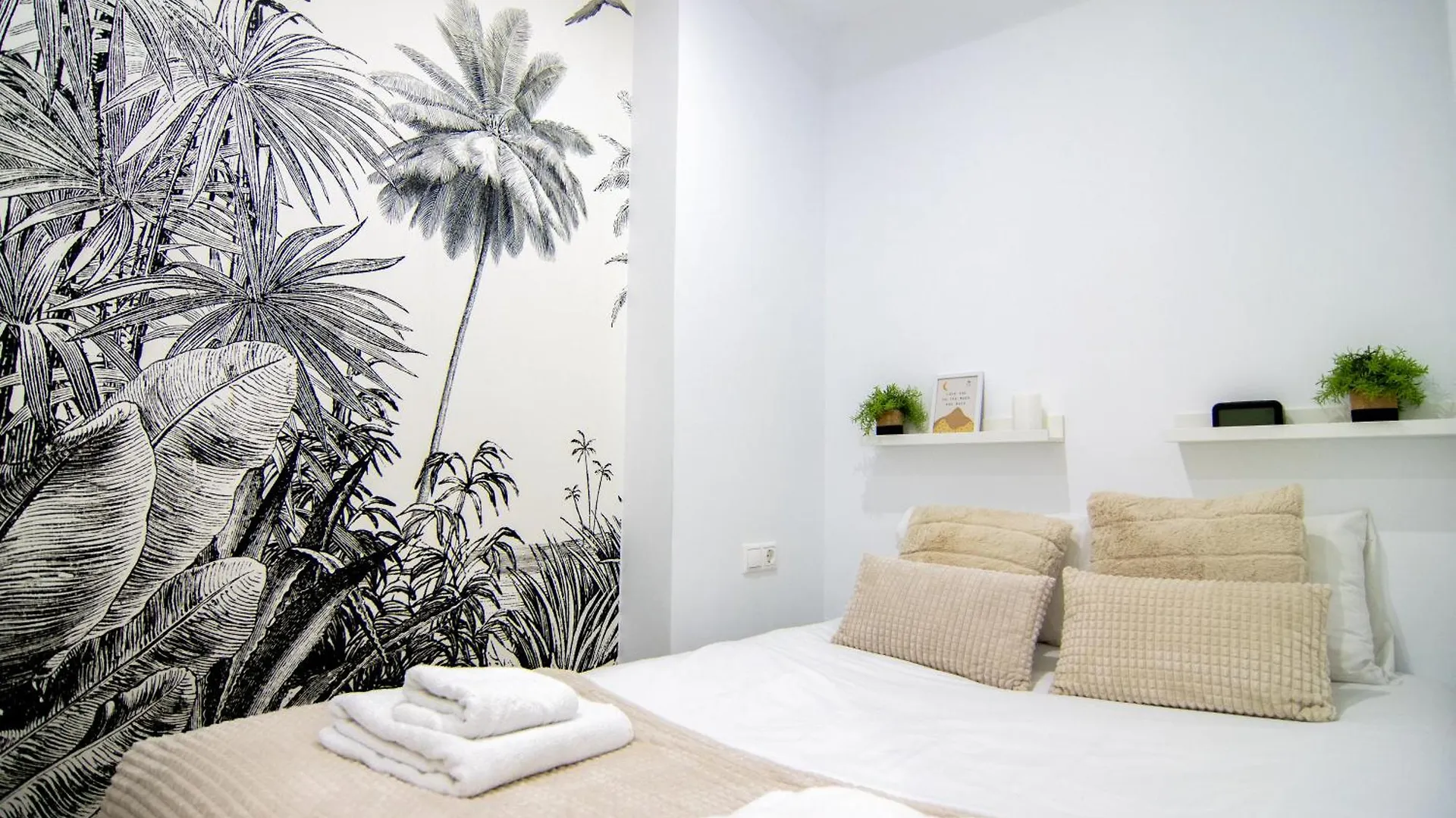 Oleholidays 304 Romana Playa Junto Al Mar Apartment Marbella